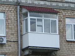 Крыша над балконом